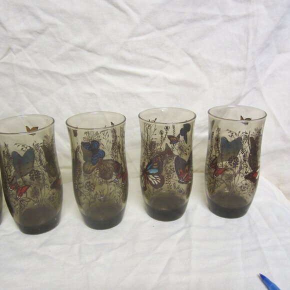RETRO SET OF 6 TUMBLERS, SMOKEY GLASS W/BUTTERFLY DESIGN - Picture 3 of 9